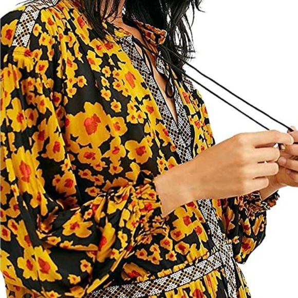 Free People Size Small Tunic Top Love Letter Black Combo Yellow Floral Shirt S. - Picture 12 of 12